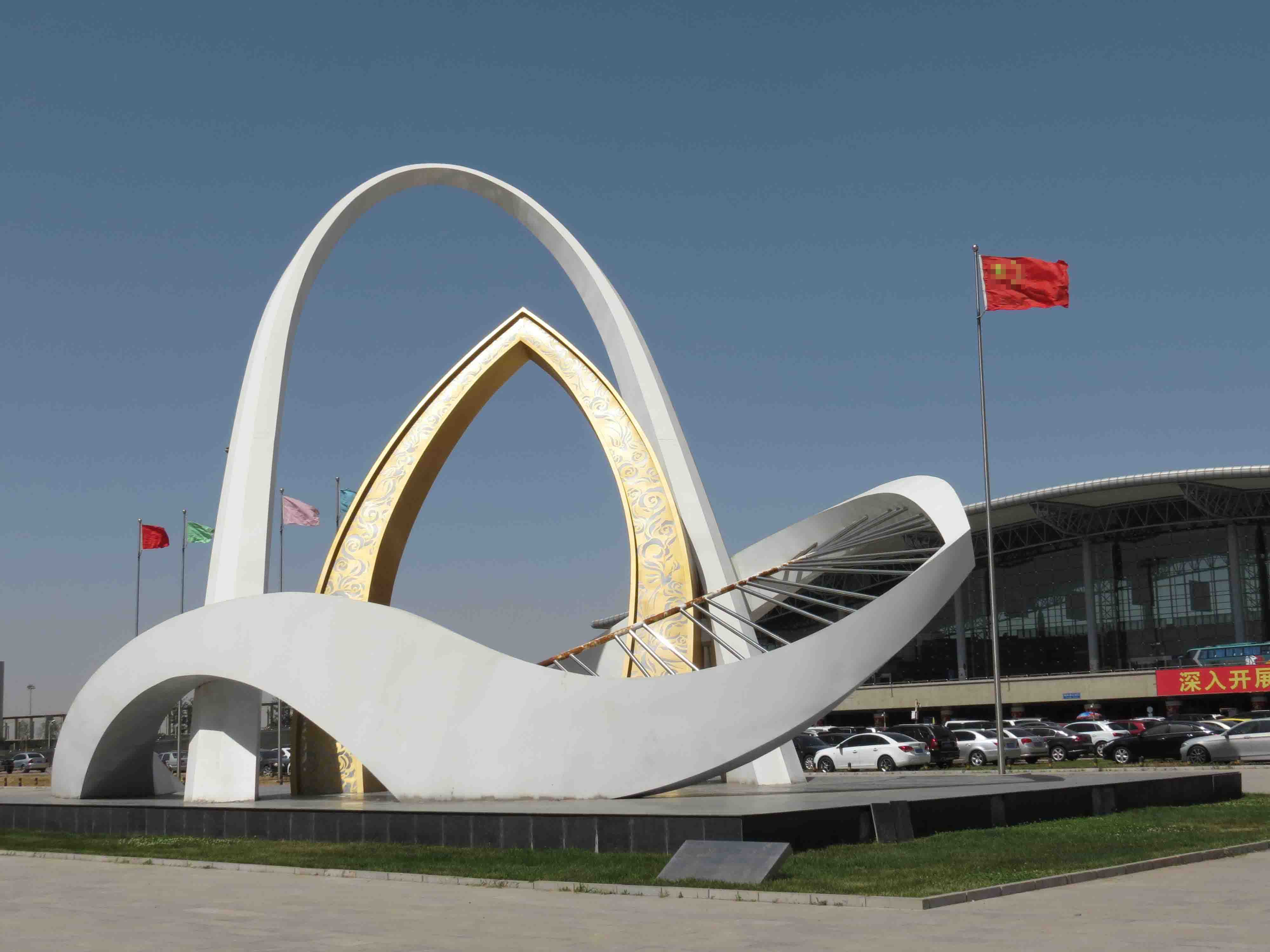 機(jī)場(chǎng)景觀雕塑，機(jī)場(chǎng)不銹鋼標(biāo)志，廣場(chǎng)大型標(biāo)志