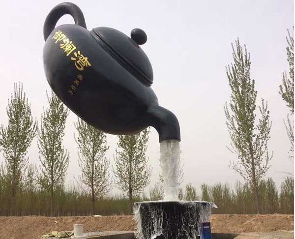 景觀雕塑定制，天壺雕塑，流水茶壺雕塑